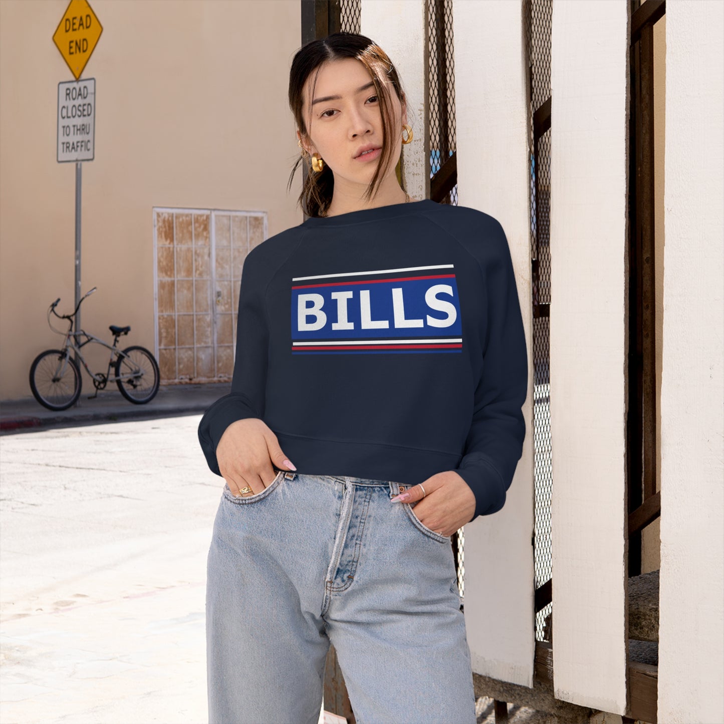 Bills Women's Cropped Fleece Pullover